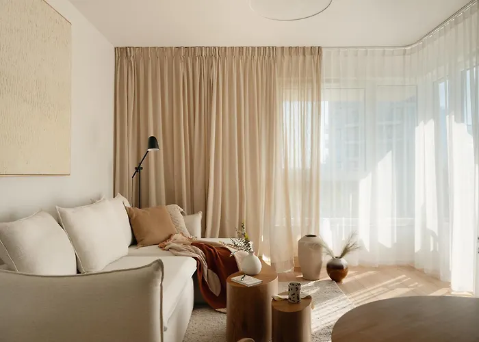 Cozy In Japandi Style With Parking Modlinska Zeran, Varsó