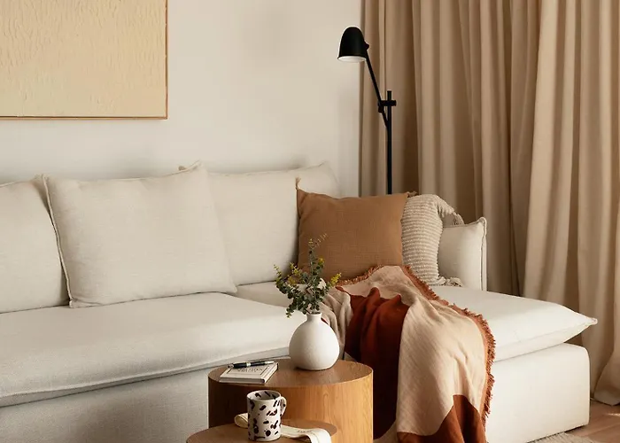 Cozy In Japandi Style With Parking Modlinska Zeran,